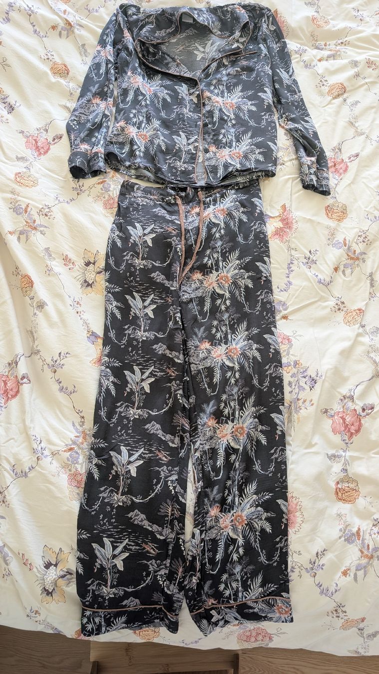 Négligés & Pyjamas: CCDK pajama set – Neuf (Voir description) à Horgen par bia_y5fw