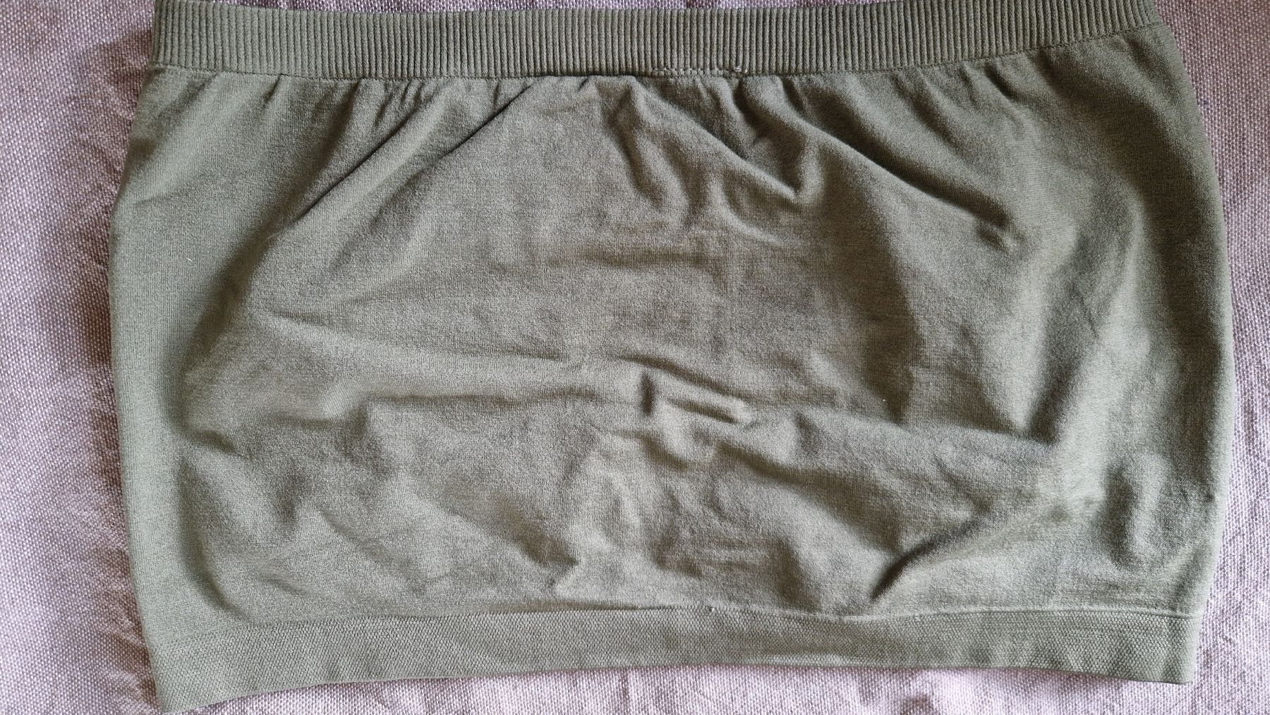 Tops: Grünes Bandeau-Top, Gr. L – Gebraucht aus Oberengstringen von Asteroid56 2