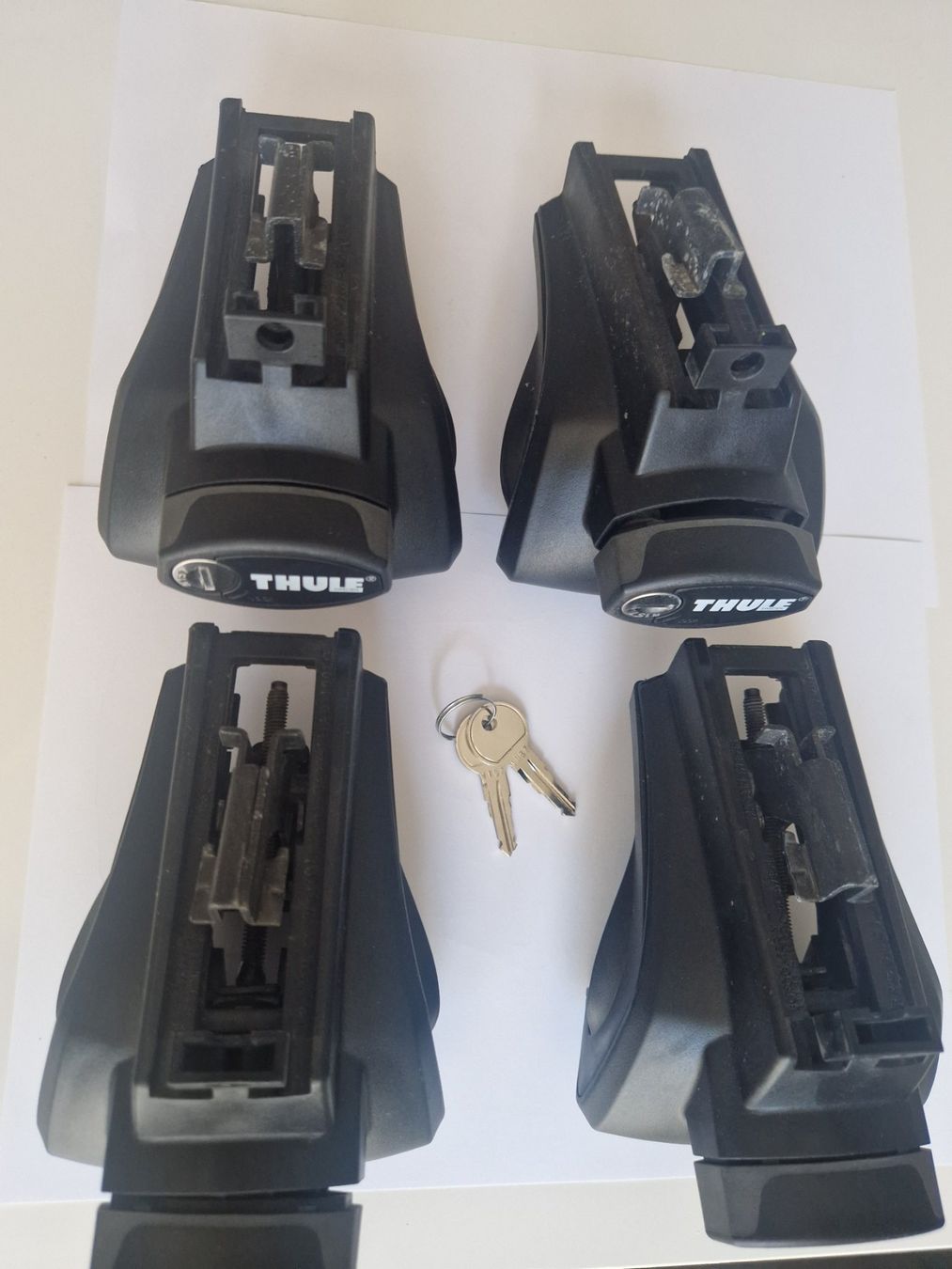 Thule Barres de toit: Thule Rapid System 757 inkl. 2 Schlüssel – D'occasion à Wetzikon ZH par Movent 2