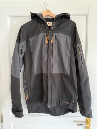Veste mi-saison Fjällräven M