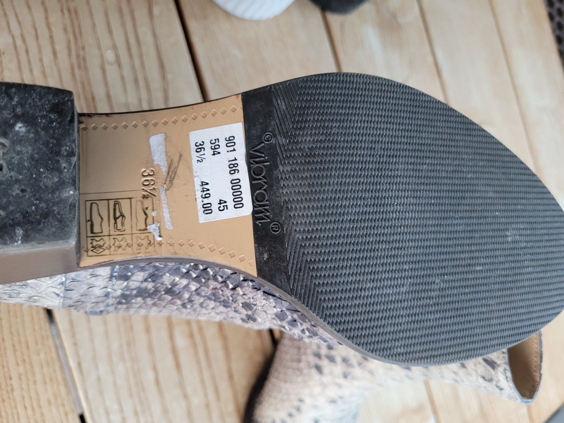 Scarpe da donna: Stiefelette Leder – Usato da Nottwil venduto da hei_8grm 4