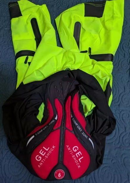 Canottiere & Pantaloni: Bikeshorts mit integrierter Gel-Einlage (XL) – Nuovo (secondo la descrizione) da Oberglatt ZH venduto da Pacos2000 3