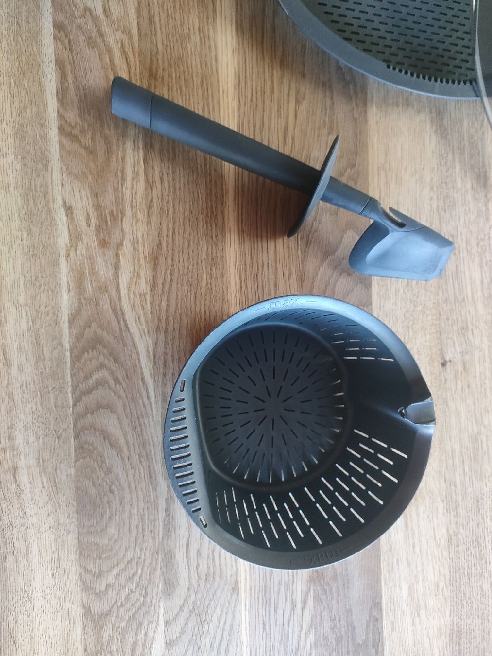 Thermomix Elettrodomestici da cucina: Thermomix TM5 très bon état – Usato da Corcelles-Payerne venduto da est_9l6p 1