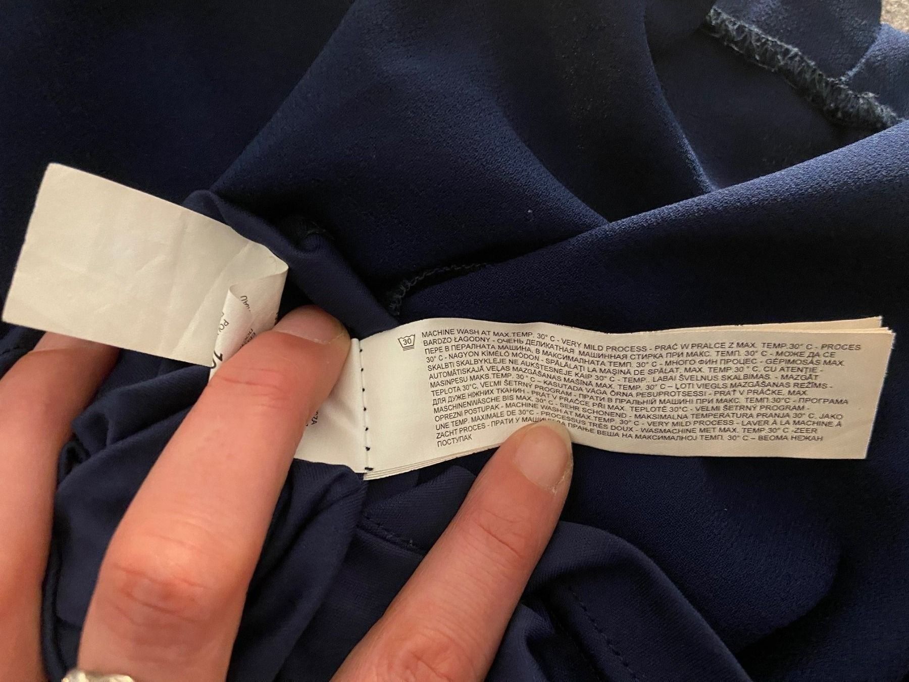 Vestiti: Cooles Kleid von MOHITO, Gr. 42 – Usato da Luzern venduto da Transaction 4