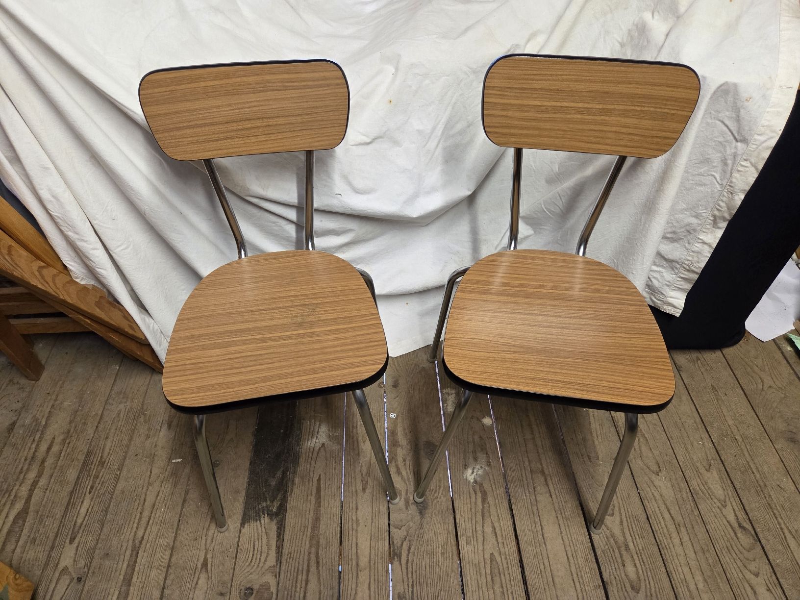 Chaises: 2 Küchenstühle – D'occasion à Wädenswil par weihpos