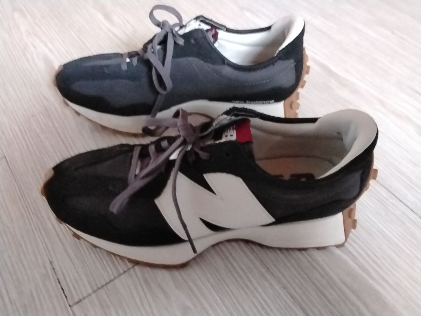 New Balance Chaussures hommes: New Balance 40.5 – D'occasion à La Chaux-de-Fonds par Uyuni 1