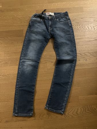 Levi’s Jeans Mädchen Gr. 14Y (164) – 520 Extreme Taper Fit