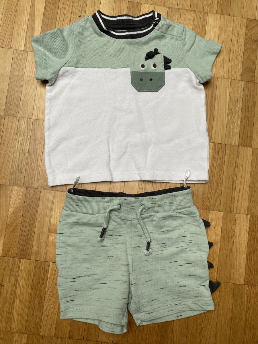 Costumi: Clothes set C&A size 74 – Usato da Blonay venduto da art_7f87 3