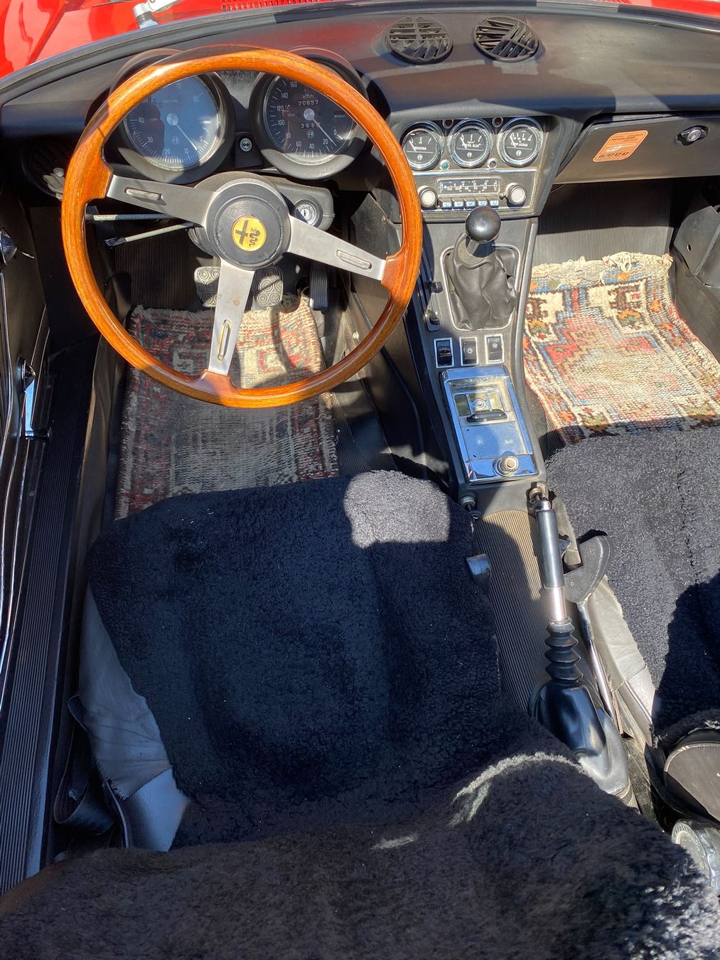 Alfa Romeo Autos: Alfa Romeo 2000 Spider – Gebraucht aus Freienwil von CharlieFirpo 6