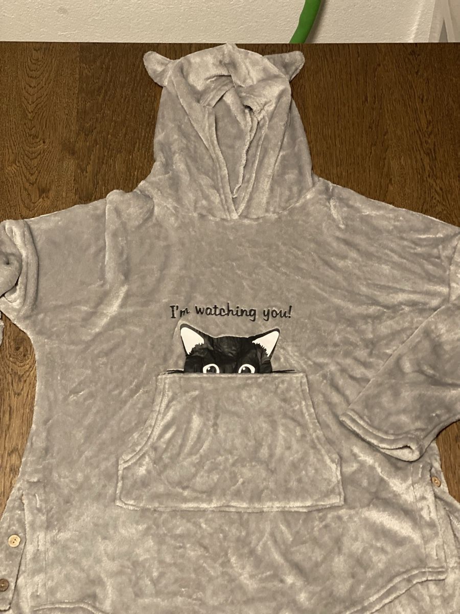 Shein Pullover & Sweatshirts: Kuschelpullover mit Ärmeln Katze Grösse L neu Katzenohren – Neu und originalverpackt aus Hochwald von _biene_ 1