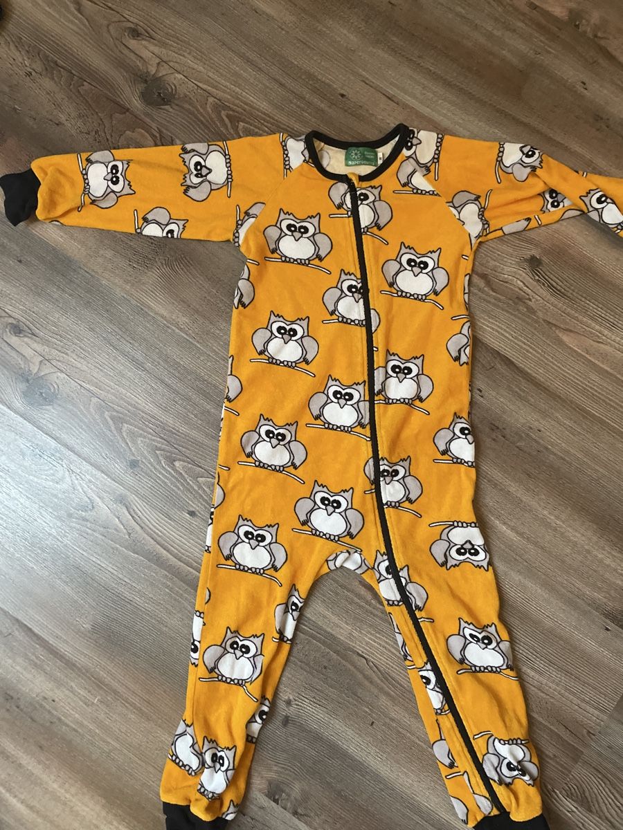Lotti di vestiti: Pyjamaset 98 und 110/116 – Usato da Nänikon venduto da broug
