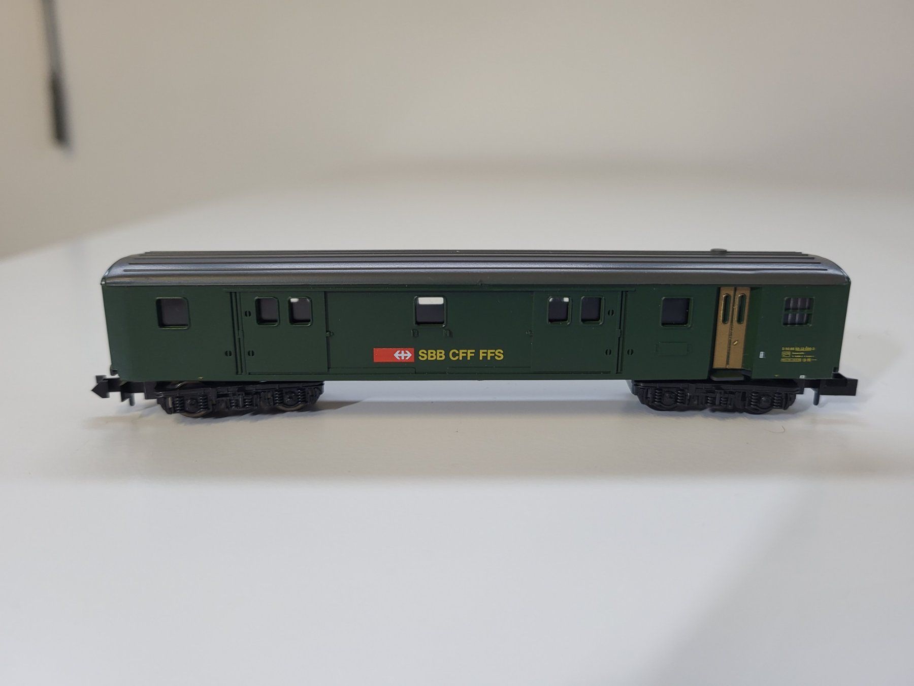 Trix Modellini di ferrovie: Minitrix 13362 SBB Gepäckwagen – Usato da Brügg BE venduto da POU-BELLE 1