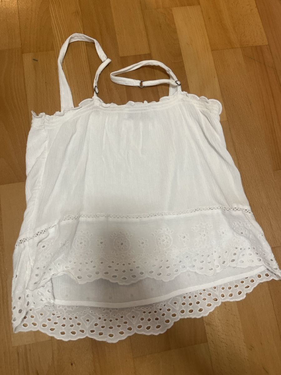 Hollister T-shirt: Hollister Shirt – Usato da Bülach venduto da SharonP01 1
