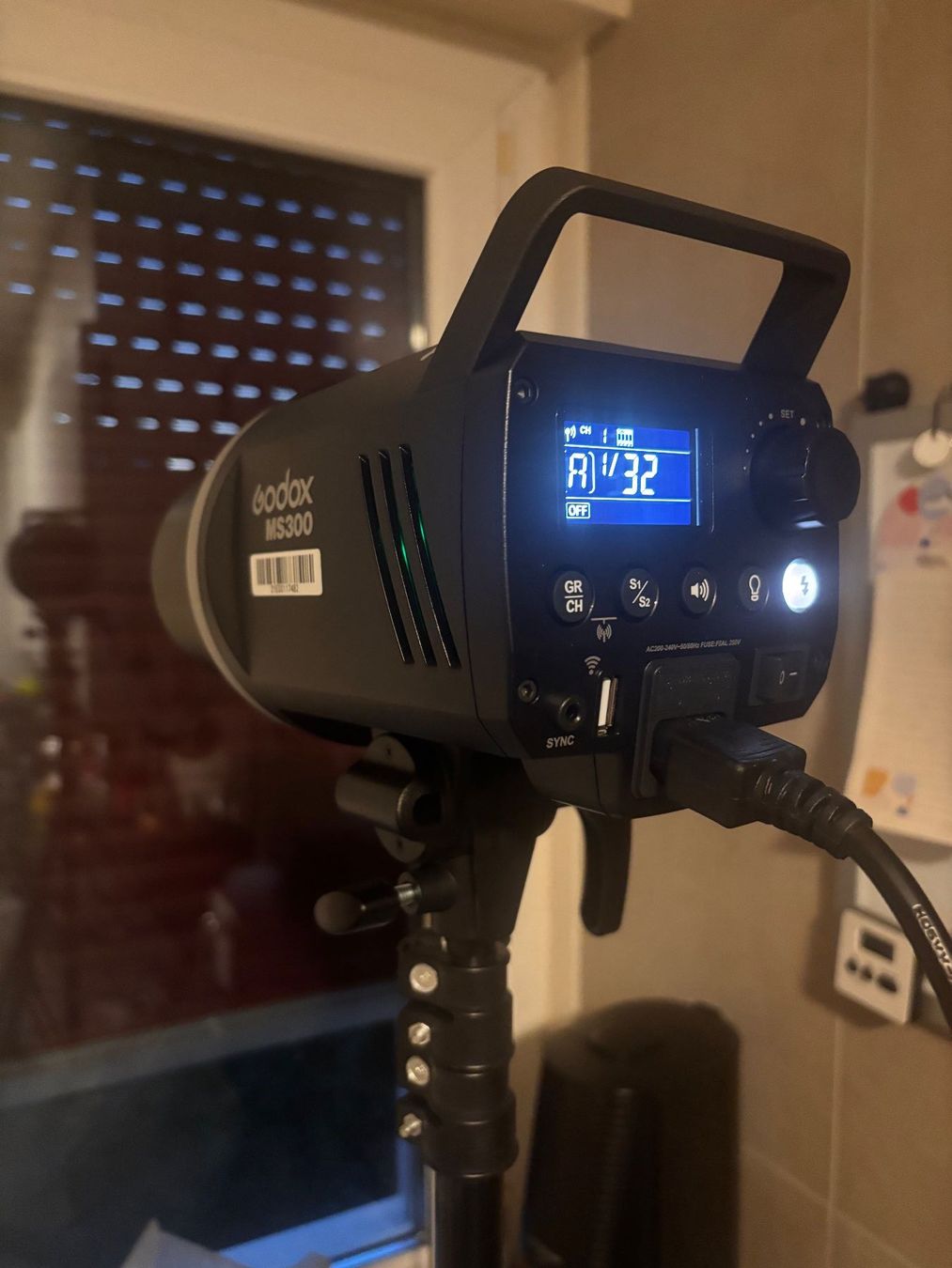 Godox Blitze: Kit studio Godox – 2 flashs MS300, softbox, et accessoires – Gebraucht aus Lausanne von tda_bt68 7