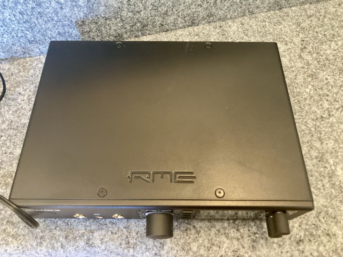 RME Convertitori: RME ADI-2/4 Pro SE High-Performance Wandler – Usato da Glattfelden venduto da Pedals 4