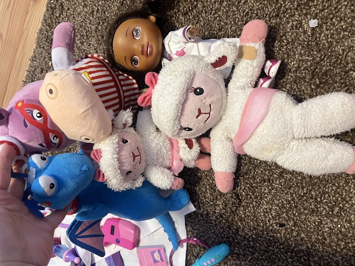Giocattoli: doc mcstuffins Super set – Usato da S.Bernardino venduto da BarettaA 1