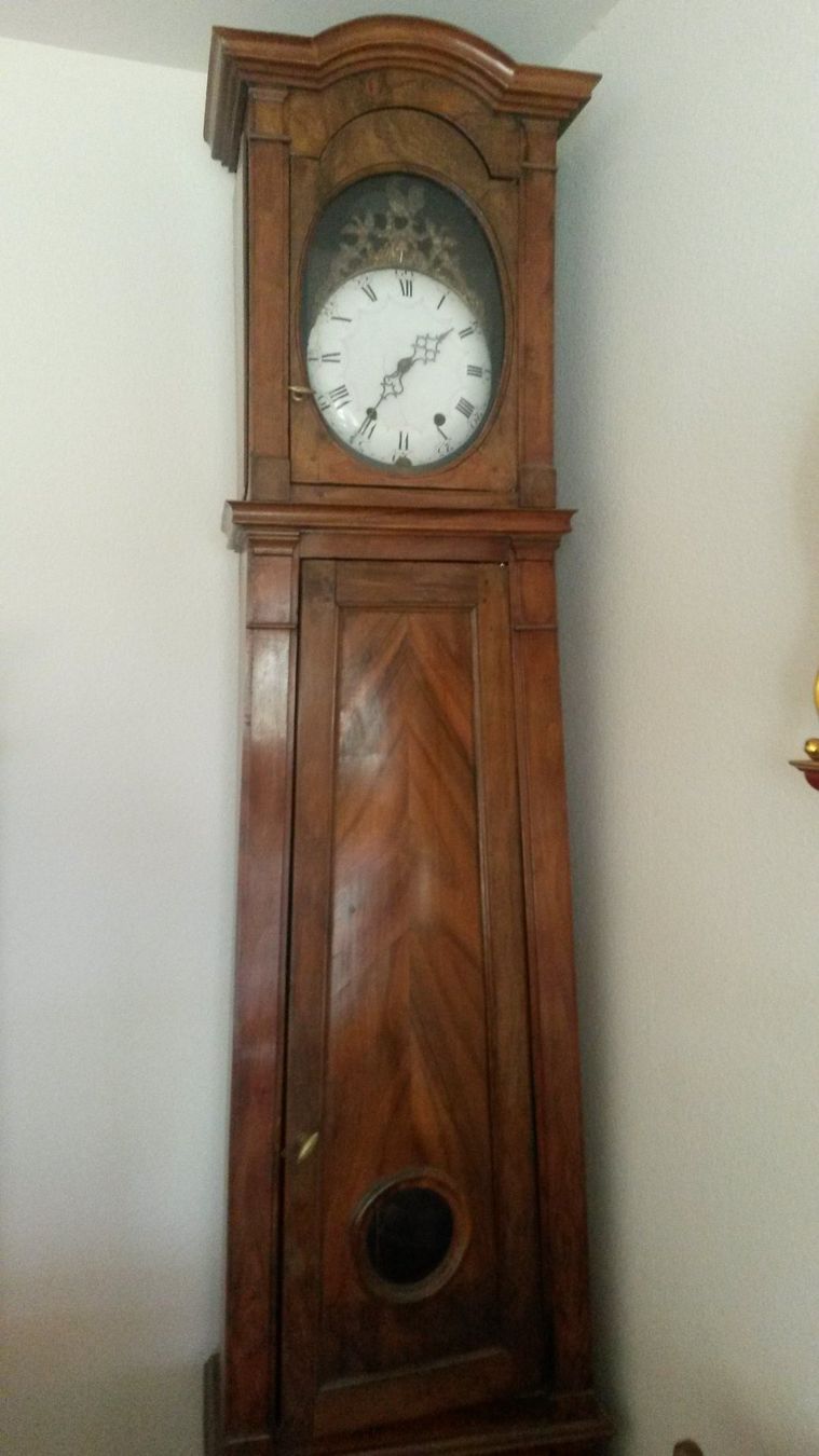 Orologi da terra & Orologi da parete: Morez Standuhr – Usato da Schwanden i/E venduto da Renndino