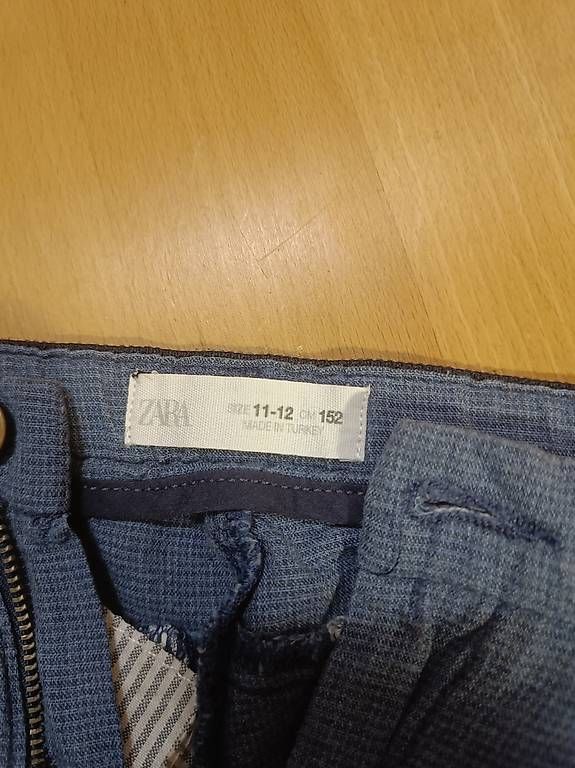 Pantaloni: Zara kurze Hose kinder 152 – Usato da basel venduto da lin_5kqf 1