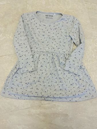 Süsses Mädchen Kleid Blue Seven Gr.116 mit Sternen Muster