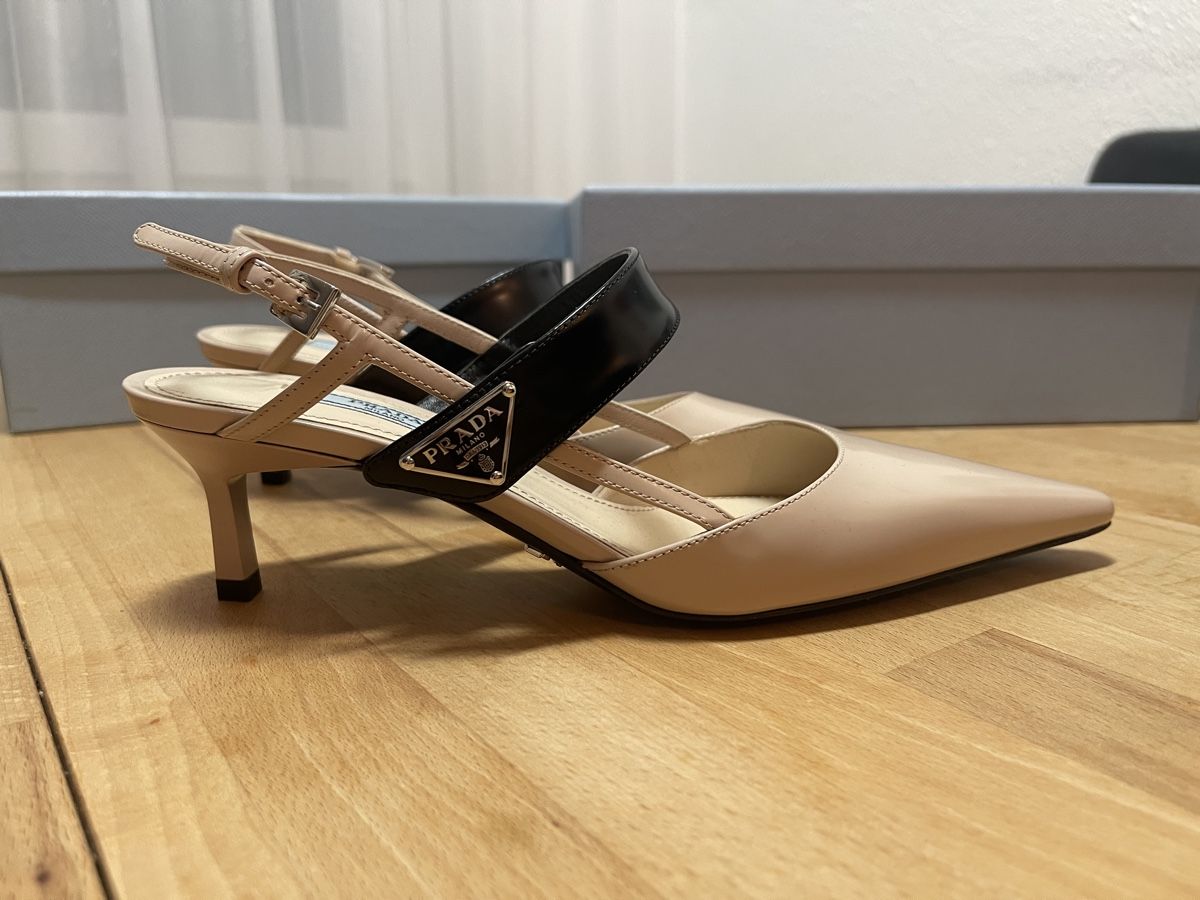 Prada Chaussures femmes: Schuh – Neuf avec emballage d'origine à Hedingen par tami_p1 1