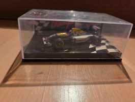 Voiture miniature Williams-Renault FW16 1:64 en boite