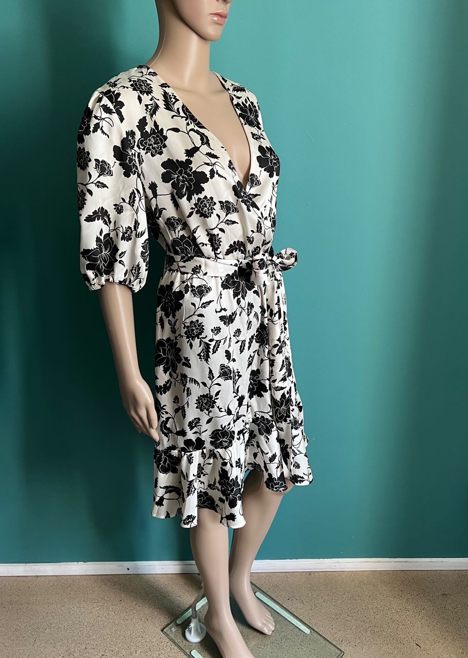 Liu Jo Vestiti: LIU JO Kleid 🖤 – Usato da Zürich venduto da ClosetQueen 6