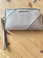 Michael Kors Clutch Golden – Mit Handschlaufe – Guter Zustan