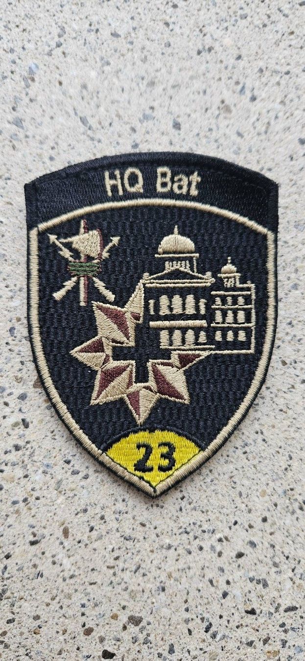 Schweizer Armee Placchette & Badge: *** Badge HQ Bat mit Klett *** – Nuovo e nell'imballaggio originale da Riedholz venduto da fr_sIruP