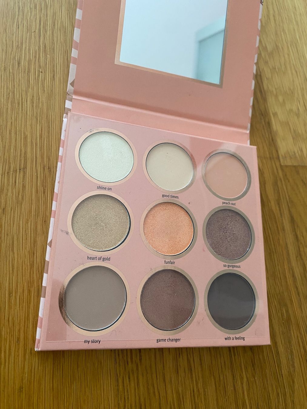 Make-up: Eyeshadow Palette von Essence – Neu (gemäss Beschreibung) aus Riedholz von lenibeni03 5