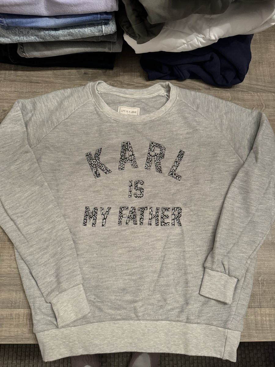 Maglioni & Felpe: Sweat Karl Lagerfeld gris – Nuovo e nell'imballaggio originale da Porrentruy venduto da fee_24