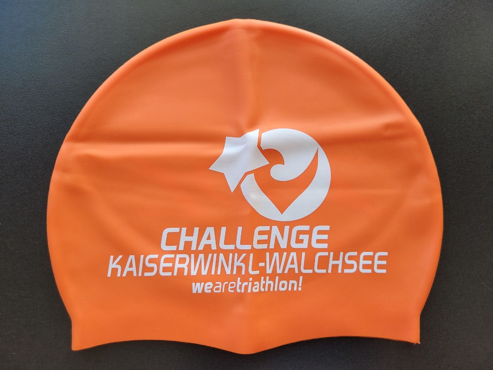 Piscine: Badekappe orange "ZOOT/Challenge Kaiserwinkl-Walchsee" – Nuovo (secondo la descrizione) da Flims Waldhaus venduto da cil_6n8t