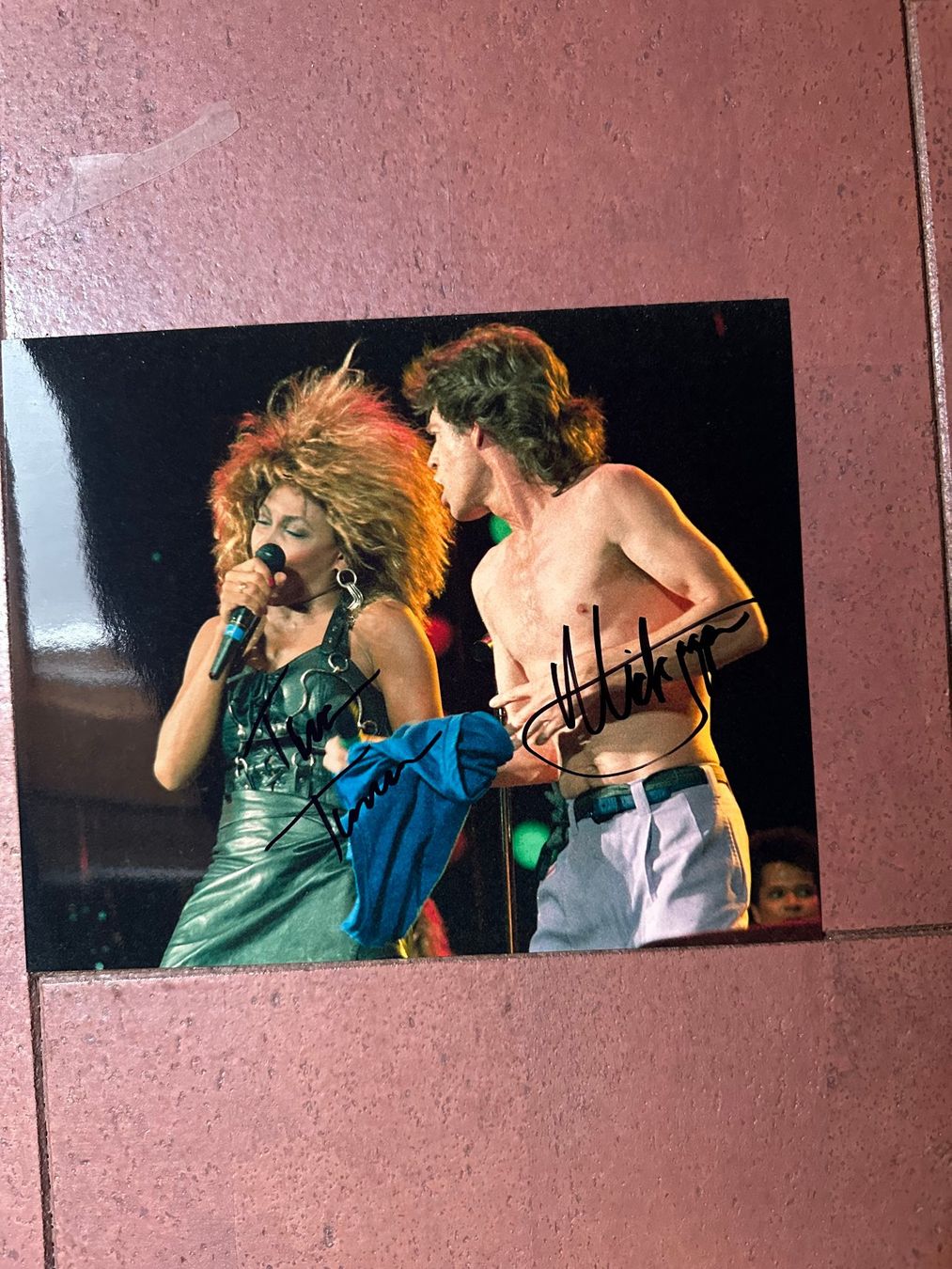 Autografi: Originalautogramm Tina Turner+Mick Jagger mit COA – Usato da rafz venduto da Ttt0071