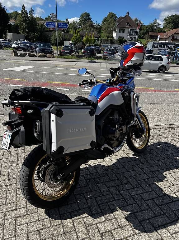 Honda Touring: Honda Africa Twin DCT – Usato da Weggis venduto da bassdee1 2