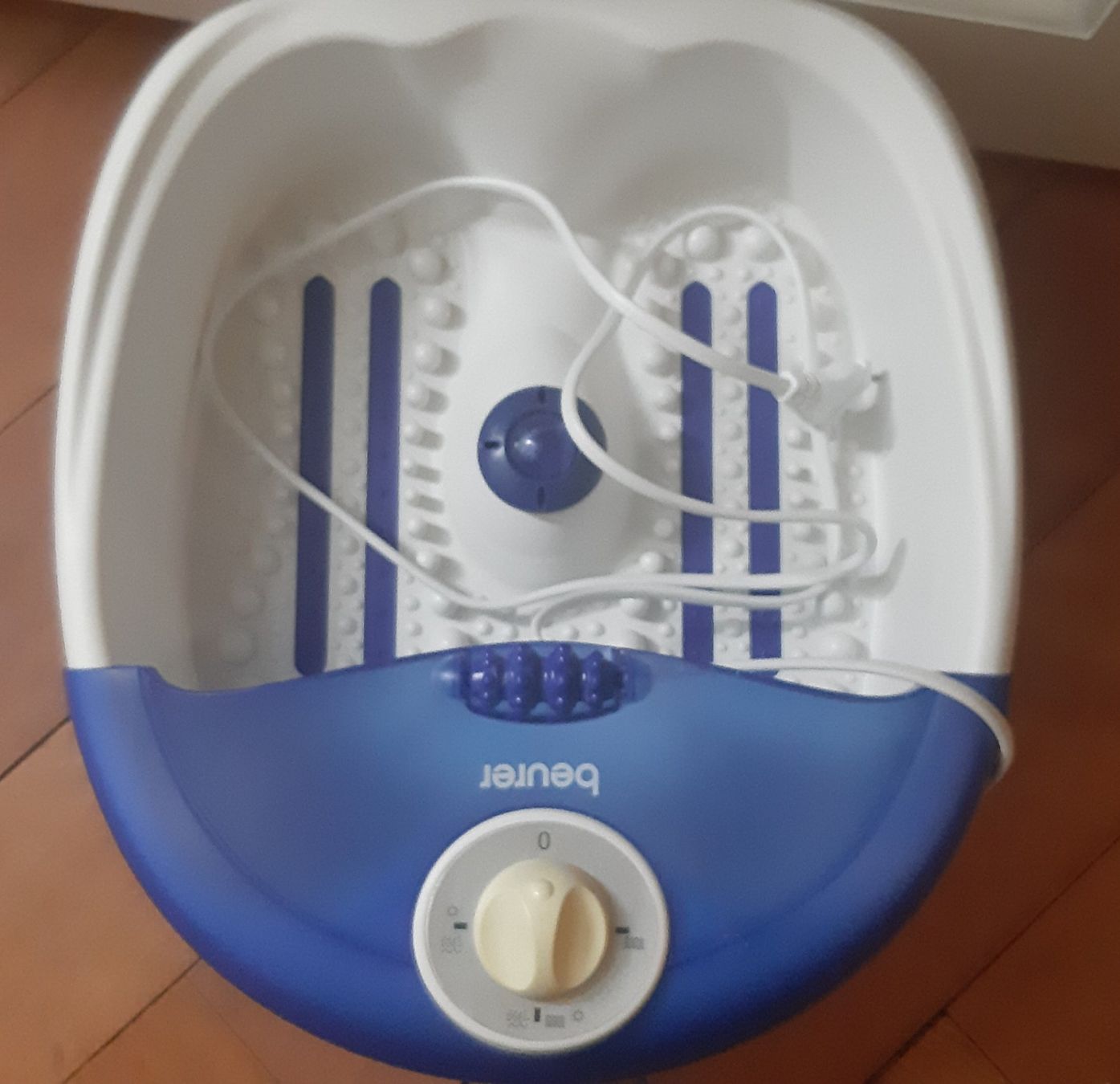 Beurer Dispositivi per massaggi: Massage Spa Fussbad NEU! – Nuovo e nell'imballaggio originale da Zürich venduto da Venecia25
