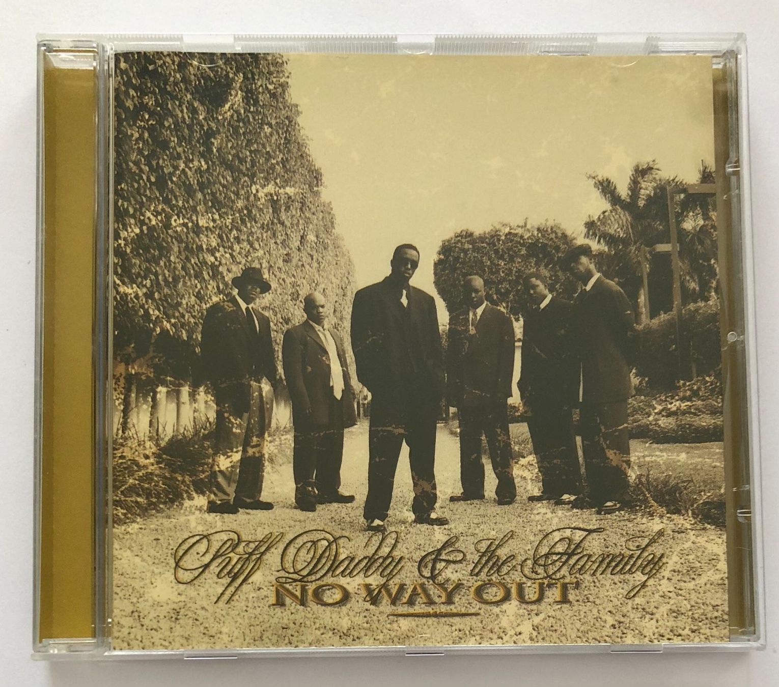 CD: CD - Puff Daddy: No Way Out – Usato da Zürich venduto da T_H_O_M_A_S