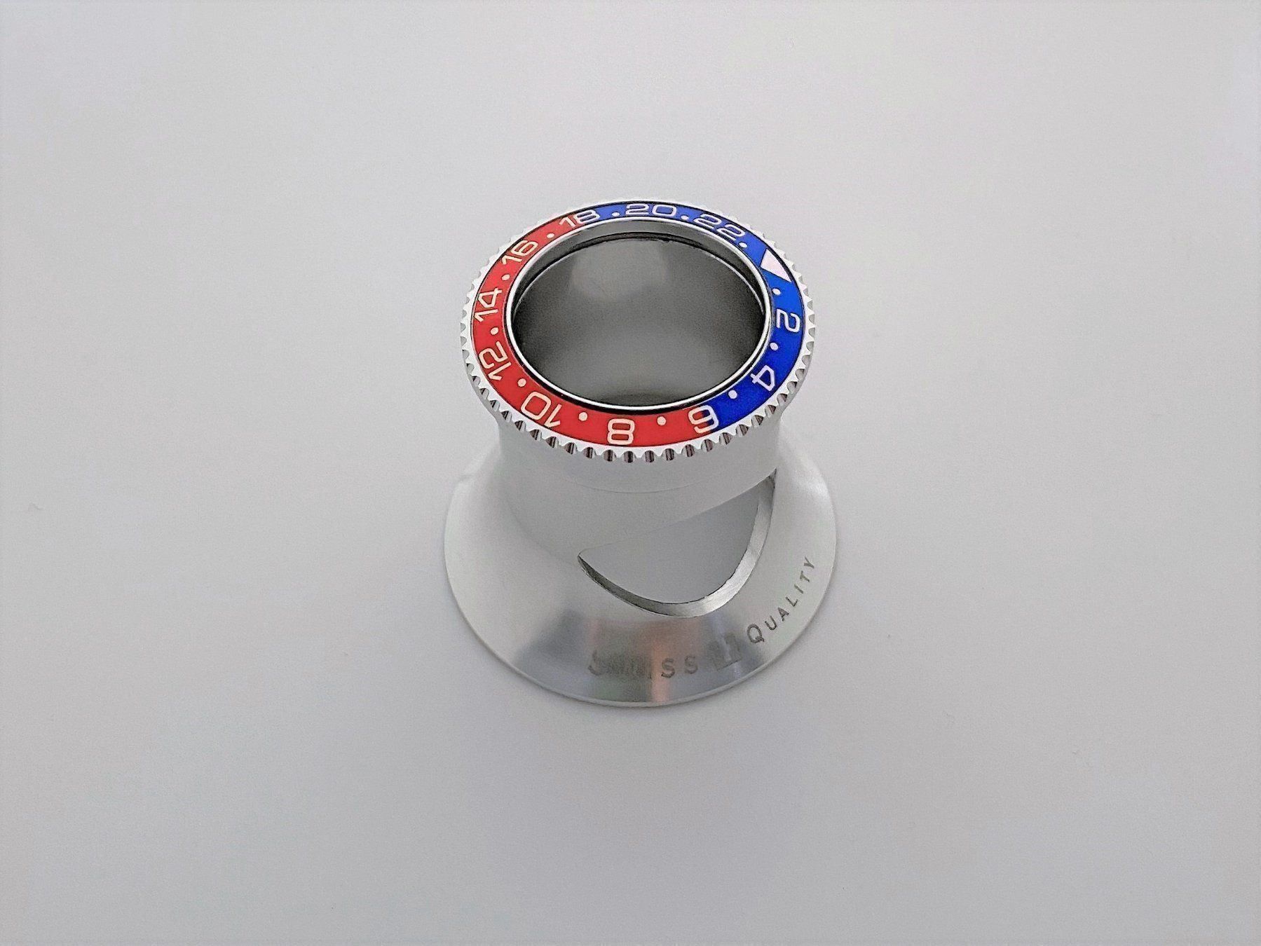Altro per Ottica: Uhrmacherlupe im GMT Style Pepsi – Nuovo e nell'imballaggio originale da St. Gallen venduto da galluswatches 2