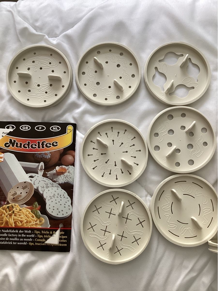 Appareils de cuisine: Nudelfee Nudel machen Daheim!!! – D'occasion à Bellinzona par wav_72pt 2