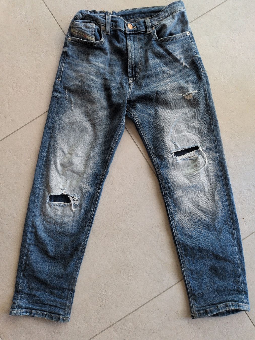 Diesel Hosen: Diesel Jeans  – Gebraucht aus Pfungen von andreas.luffare