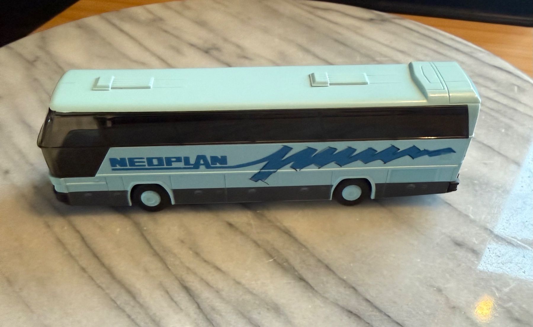 Rietze Kit di modellismo & Modellini statici: Autobus Neoplan Cityliner - Rietze – Nuovo (secondo la descrizione) da Charmey (Gruyère) venduto da Schimmelblau