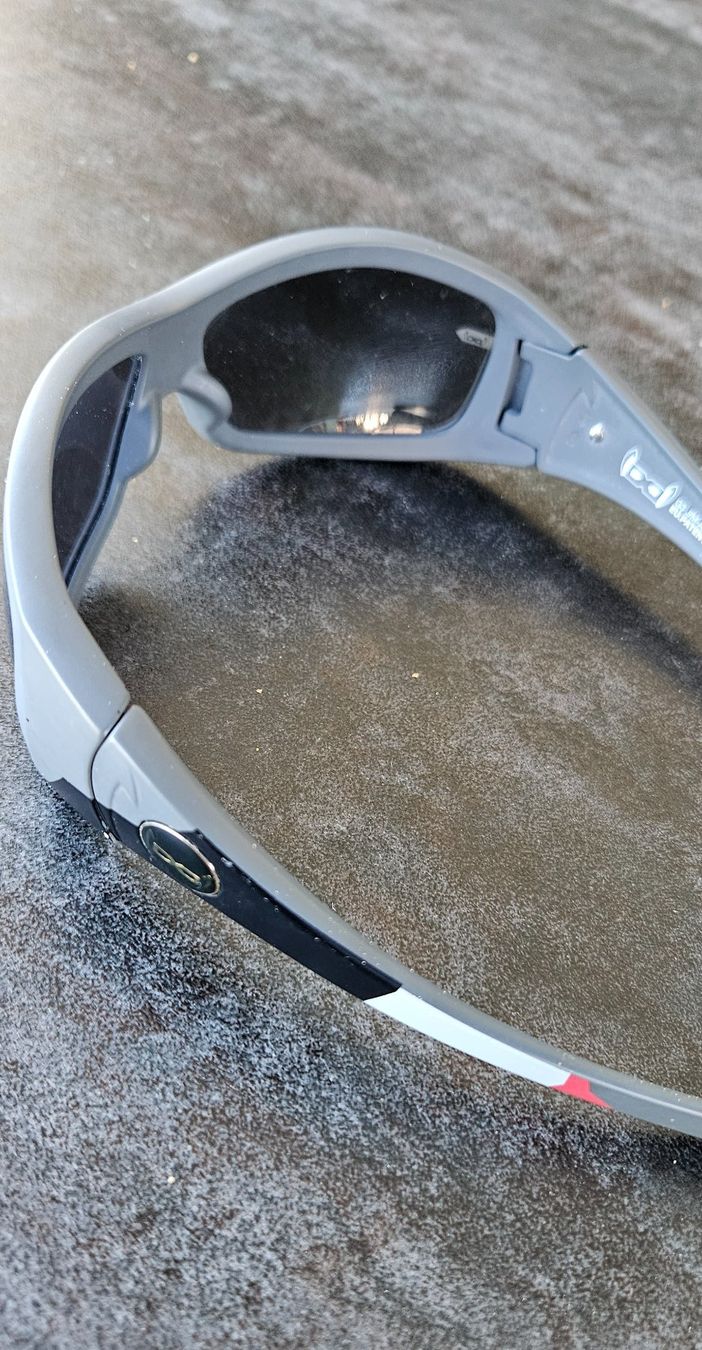 Lunettes & Verres: Sonnenbrille Gloryfy grau – D'occasion à Bönigen par mon_8fw5 1