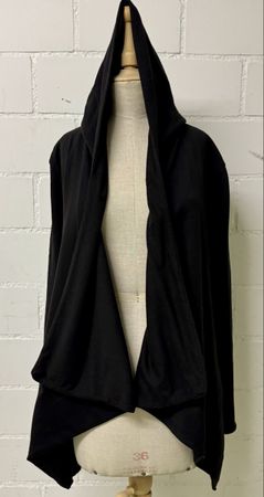 Lässige Kapuzen-Cardigan von tigha, Grösse XS / S