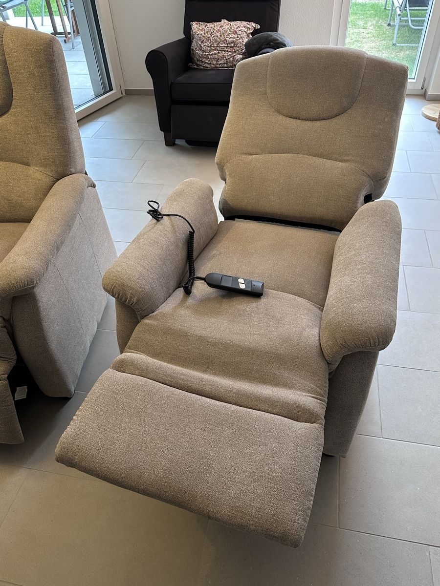 Poltrone: Relaxsessel mit Aufstehhilfe – Usato da Frick venduto da Jesa2012 1
