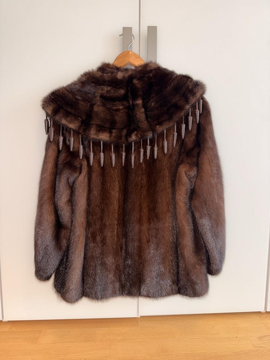 Nerz Giacche: Elegante Nerzjacke Grösse M – Nuovo (secondo la descrizione) da St. Gallen venduto da Elia750 1