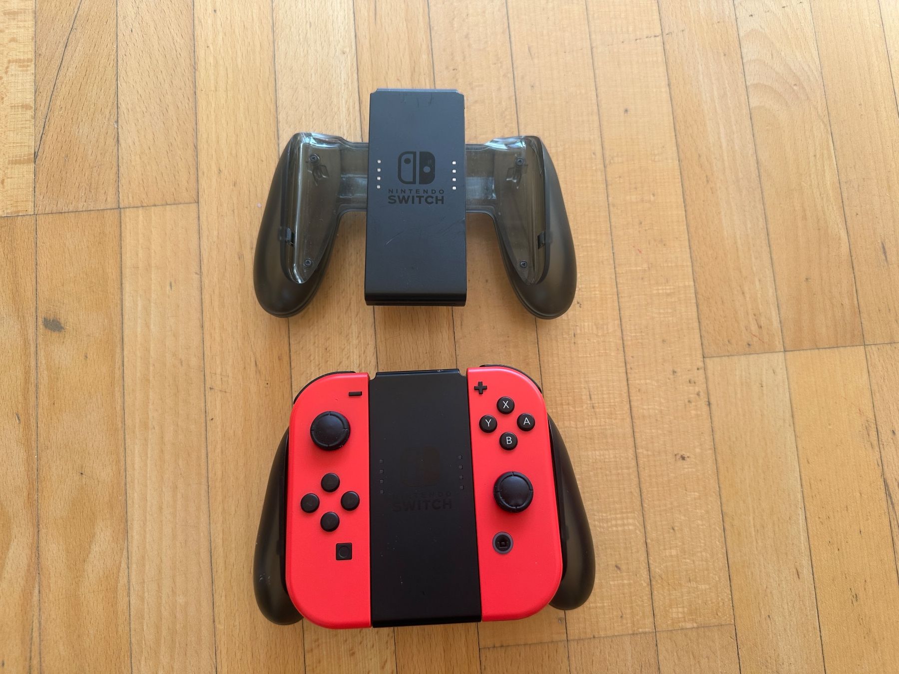 Nintendo Console: Nintendo Switch - Mario Red & Blue Edition – Usato da Remetschwil venduto da reb_58p9 3
