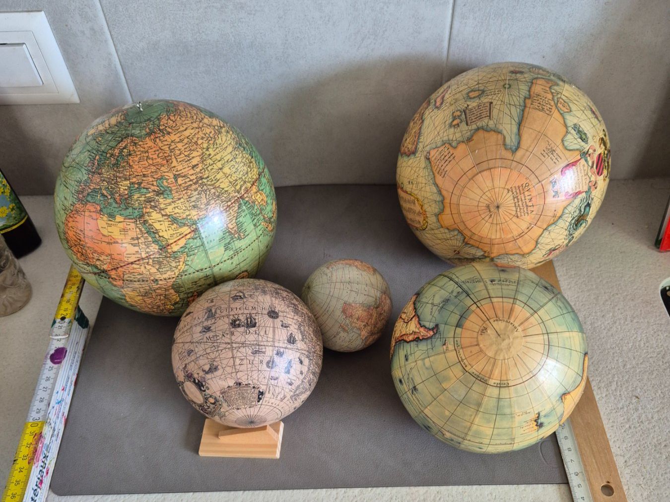 Sonstige Dekorationen & Accessoires: Globe terrestre vintage - lot de 5 globes différents V4! – Gebraucht aus Fully von tameab