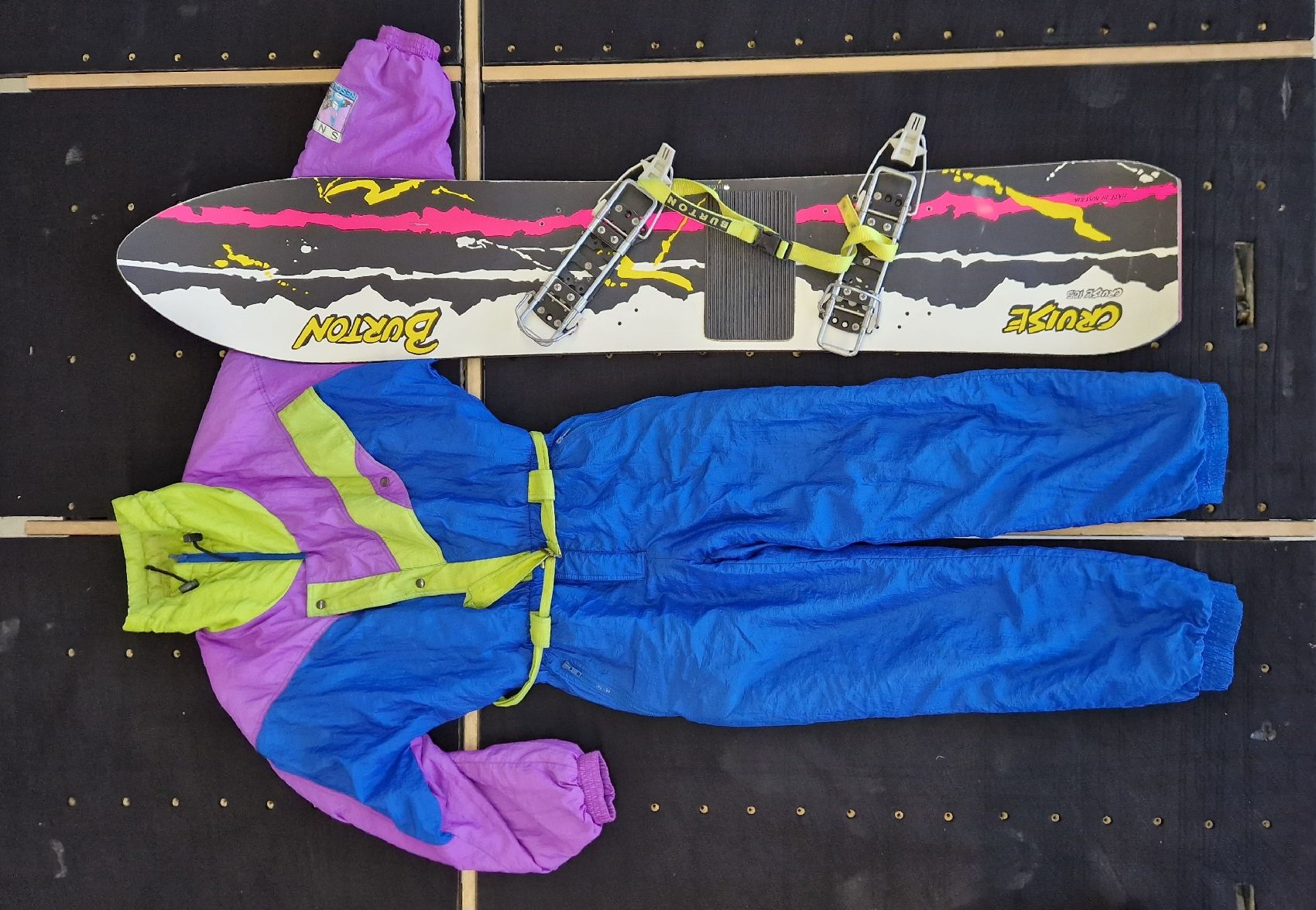 Burton Board: burton vintage retro snowboard – Usato da Dielsdorf venduto da hallo1