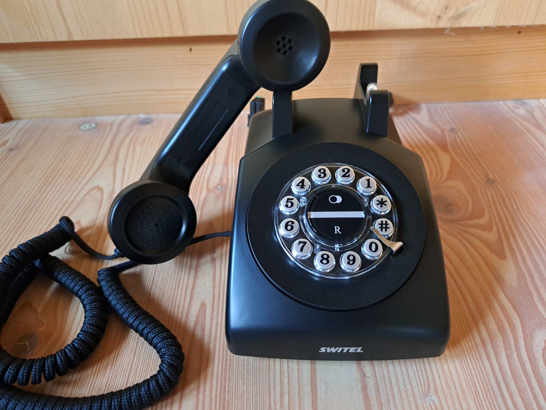 Switel Telefoni: Retro Schnurtelefon – Nuovo e nell'imballaggio originale da Ebnat-Kappel venduto da Romy.S