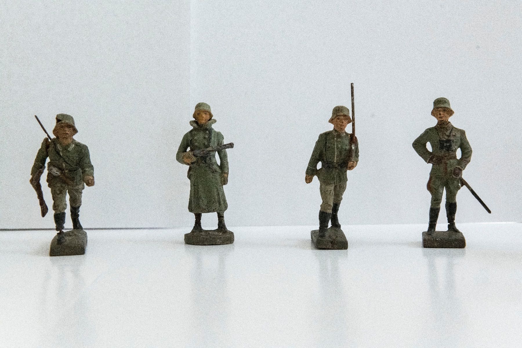 Figuren: Elastolin & Lineol & Schusso 2. Weltkrieg Figuren SET – Gebraucht aus Forch von tieckr 4