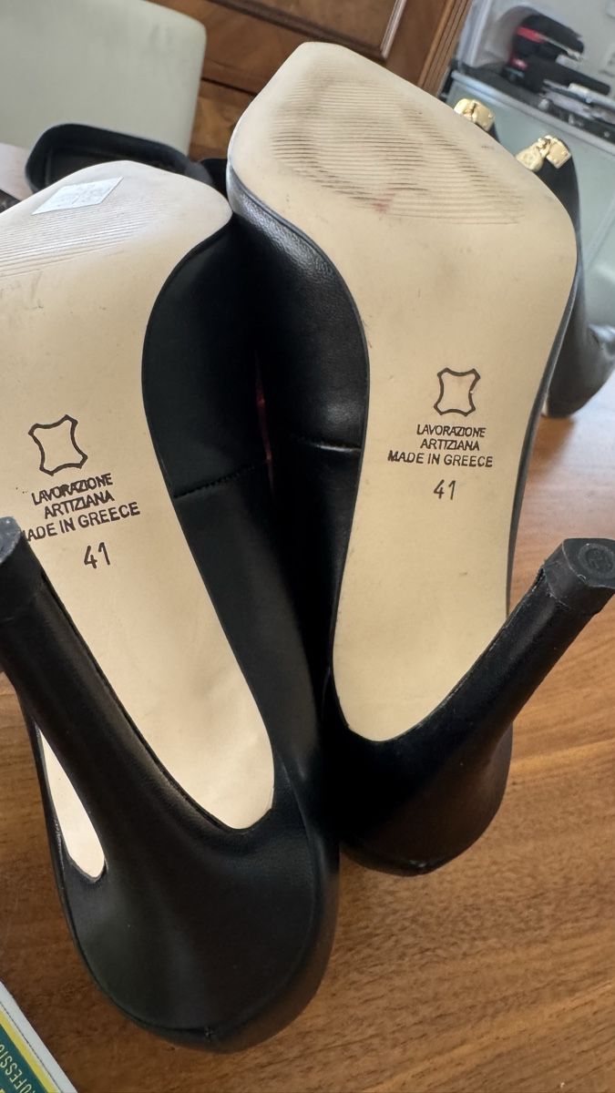 Scarpe da donna: Pumps Fardoulis, Größe 41 – Nuovo (secondo la descrizione) da Fehraltorf venduto da jota05 2