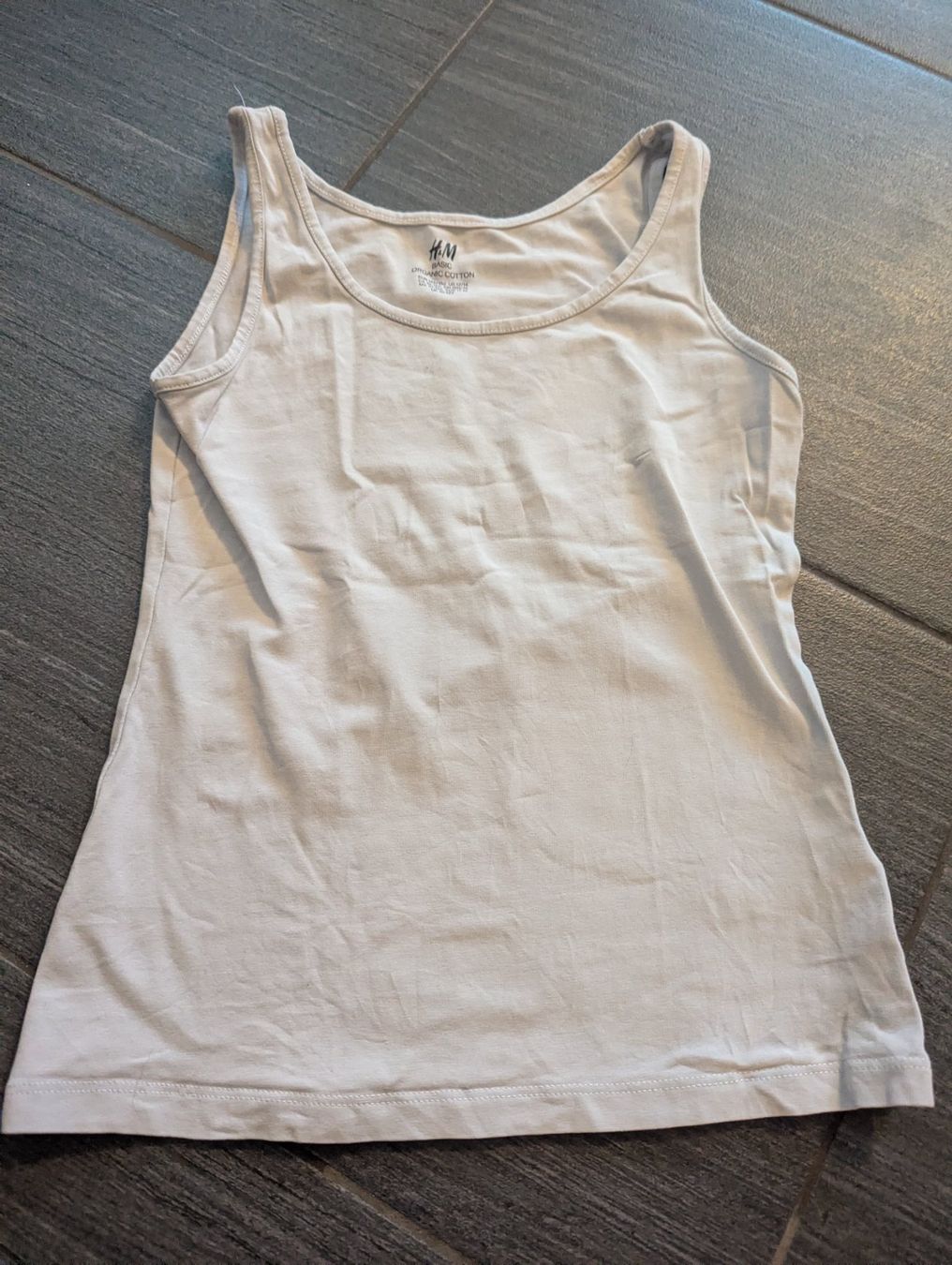 Camicette, T-shirt & Top: Trägershirt 146/152 – Usato da Wangen ZH venduto da Nadja056